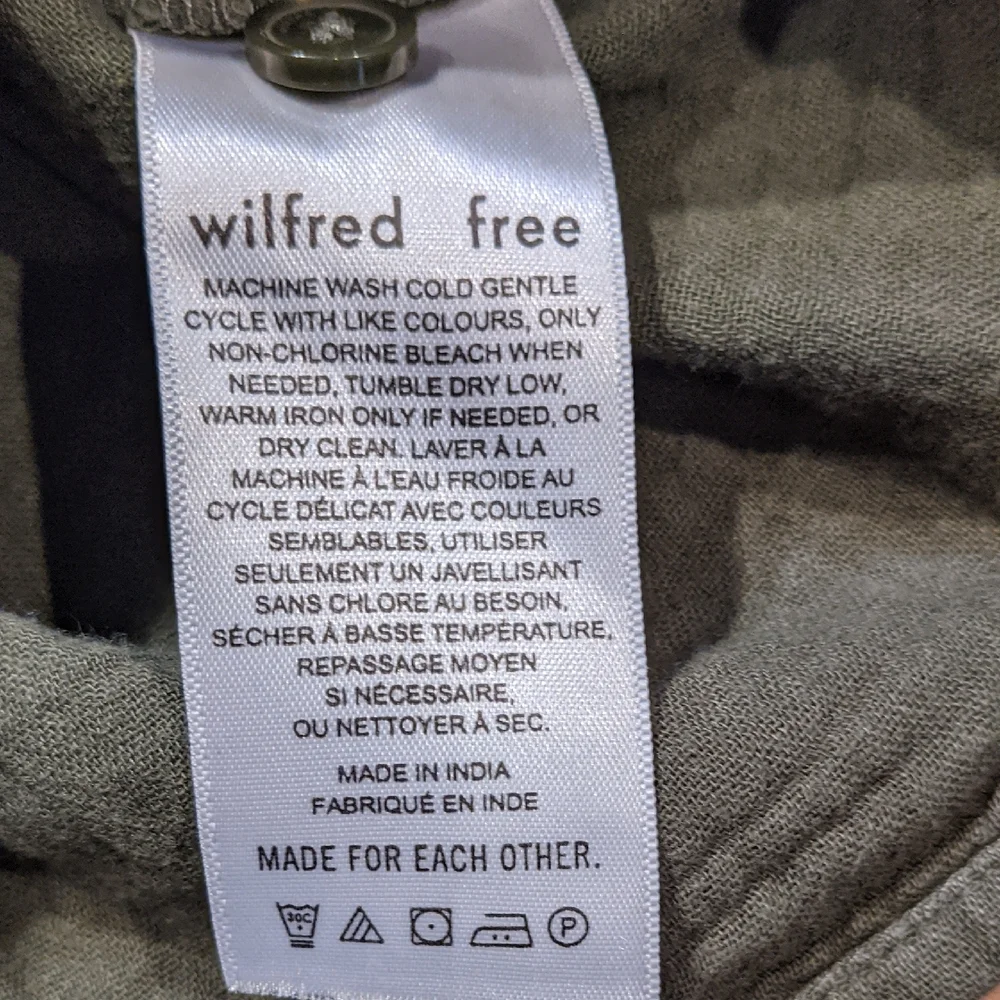 Wilfred Free Olive Cropped Button Down Organic Cotton Shirt - Picture 3 of 5